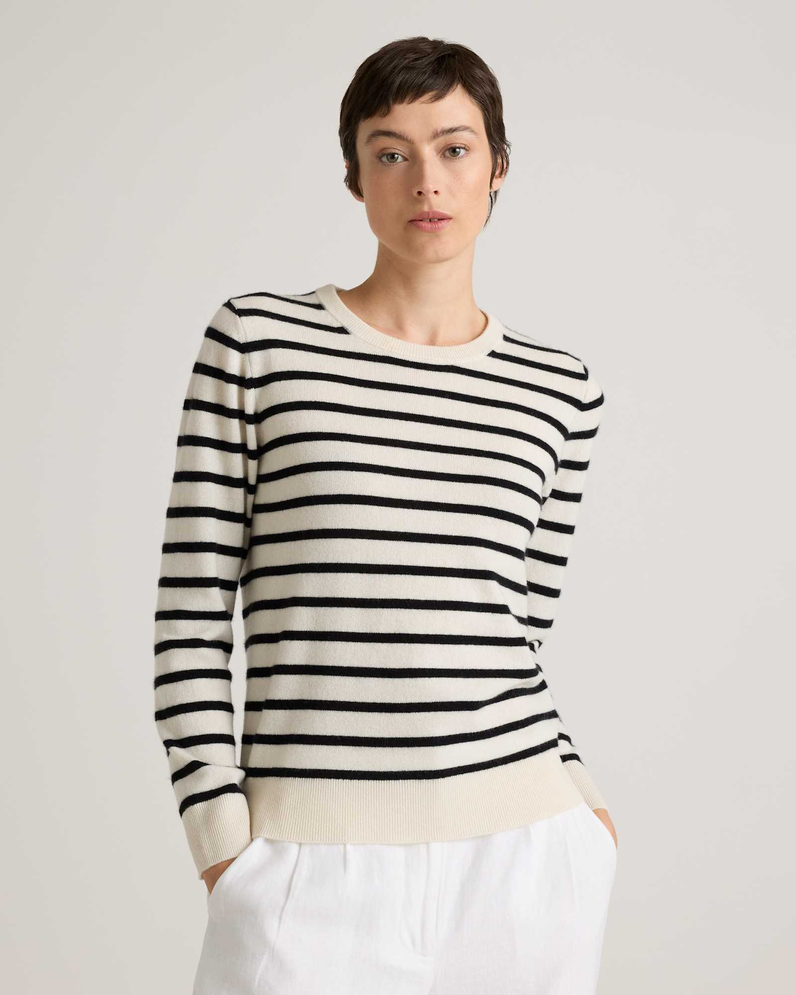 Ivory-black Stripe
