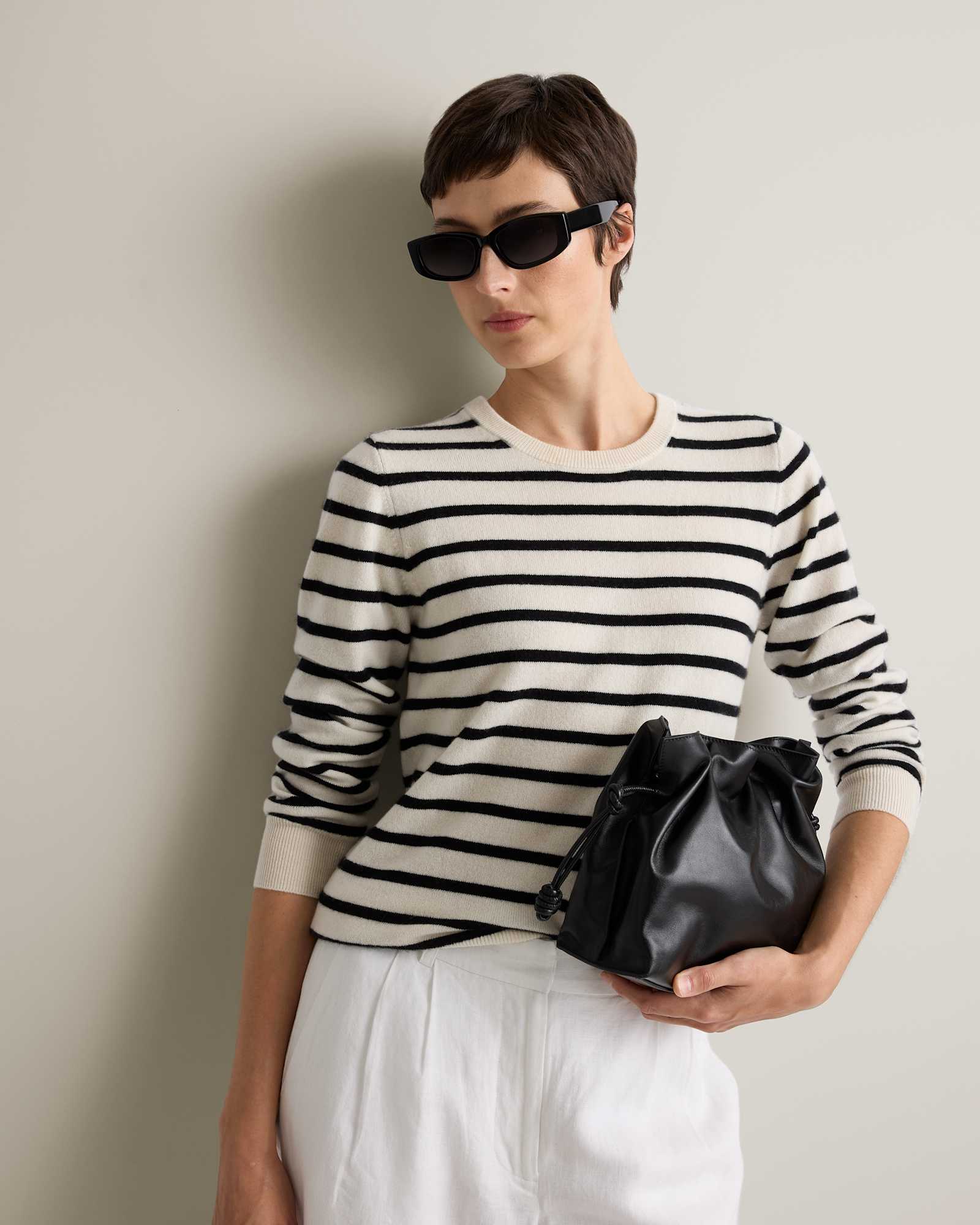 Ivory-black Stripe