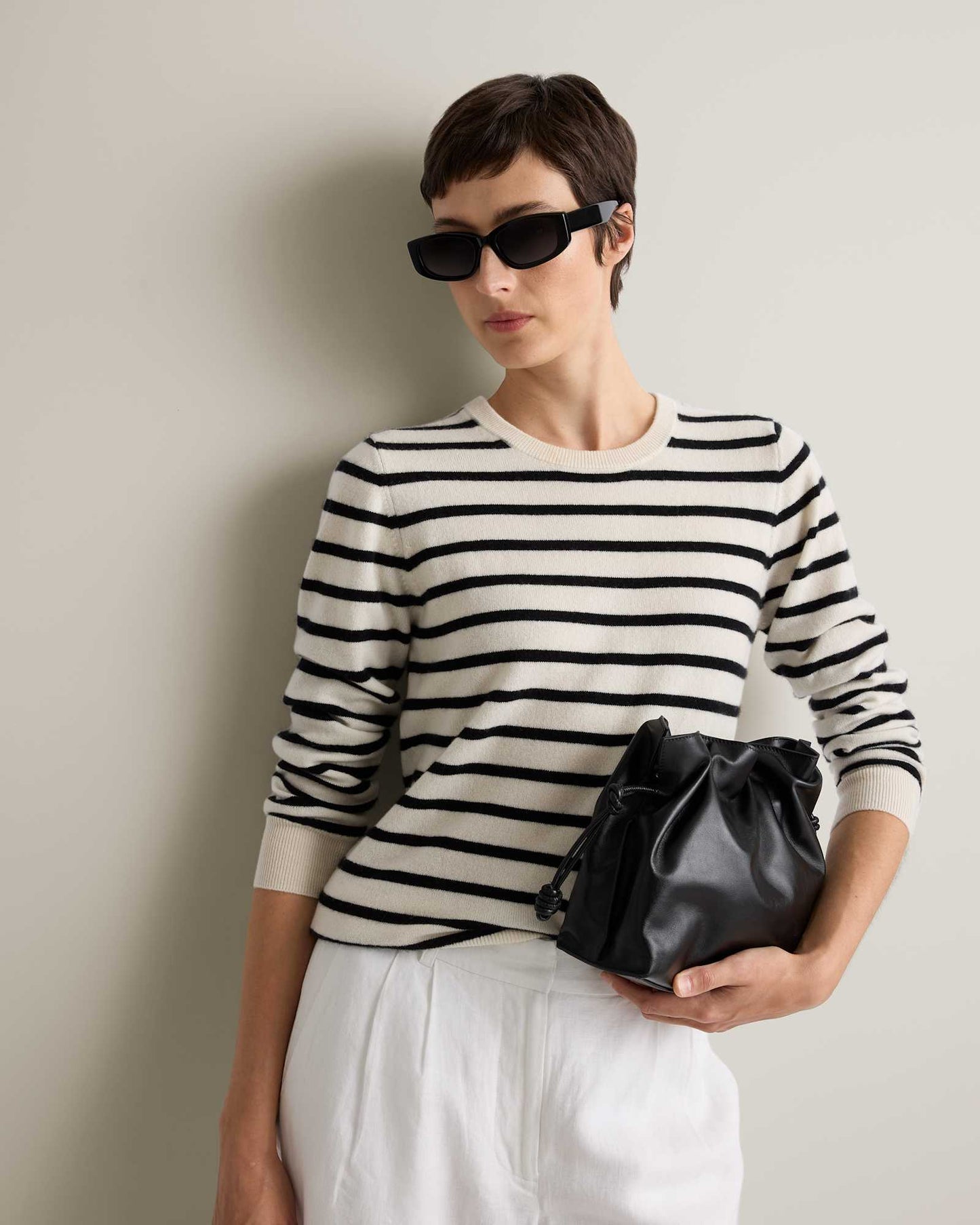 Ivory-black Stripe